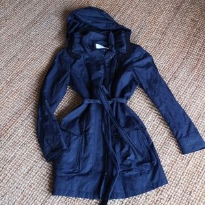 Tahari short trench coat